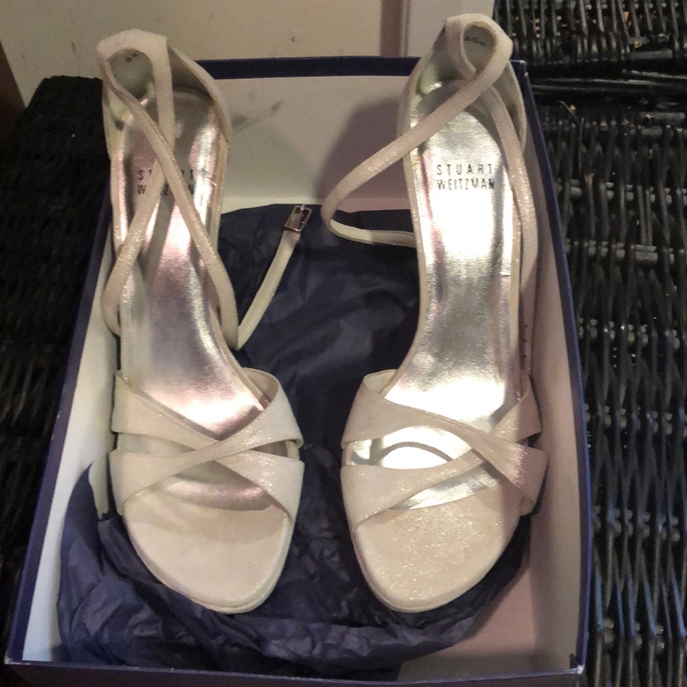 Stuart Weitzman silver shoe